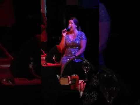 Yvette de Bie - He’s the little boy that Santa Claus forgot (live)