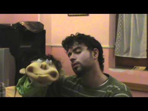 Wallie Jefferson imita un pokémon particolare