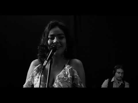 Camilla Faustino feat. Trio Guará - Girl From Ipanema