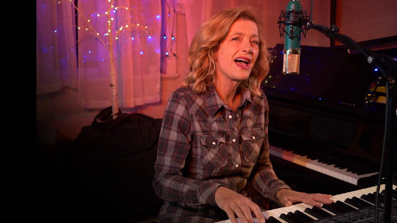 Promotional video thumbnail 3 for Kiki Ebsen