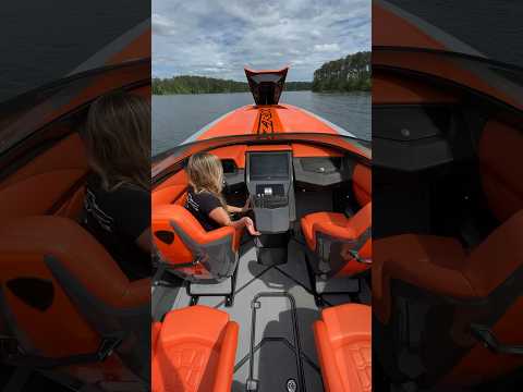 Check out the secret cabin on this Adrenaline Powerboats 47 ZRX 🔥