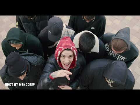 Elnietoelgrave - SOLA ft @danielagarsal (prod @XemaFuentess)