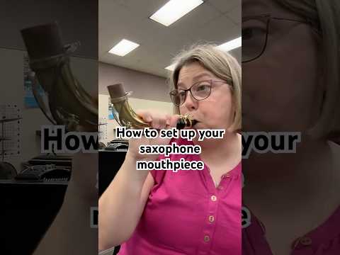 Beginner Saxophone Tastes Reeds for the First Time!