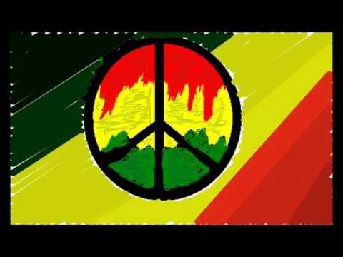 ALYSSA VENIECE Ft EMERSON BROOKS - Unfamiliar ( GAROTINHO 2016 )