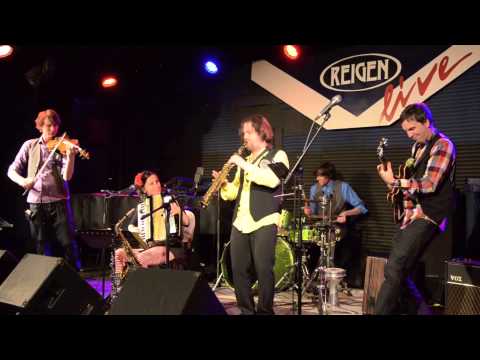 Video der Veranstaltung GROSSMÜTTERCHEN HATZ SALON ORKESTAR @SYRNAU
