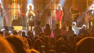 Little Big Town - Don&#39;t Die Young, Don&#39;t Get Old (Nashville, TN)