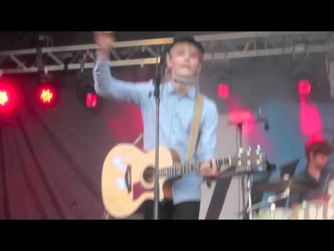 Ulrik Munther Fan video