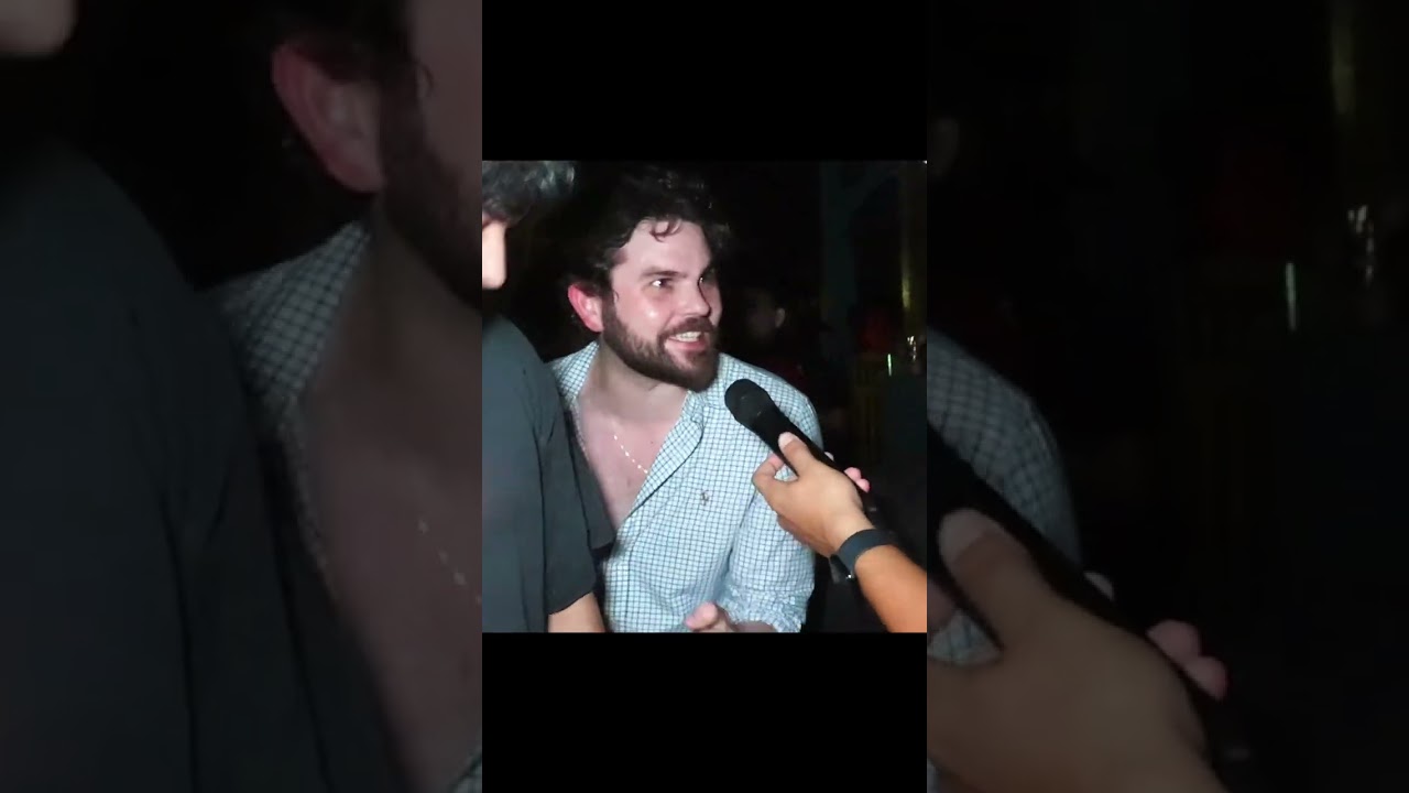 “yo soy de aquí de Guaynabo”  #dimelogee #entrevista