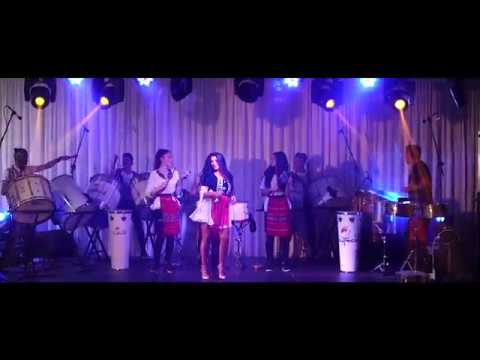 Elena Ionescu & Superchill- Colaj Folclor