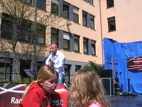 Leila Minten Part III - Guitarist - Footfest 10 @ EEB2