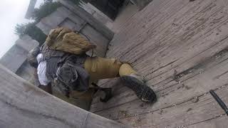 I get cut in half by frieldlies then fragged by enemies