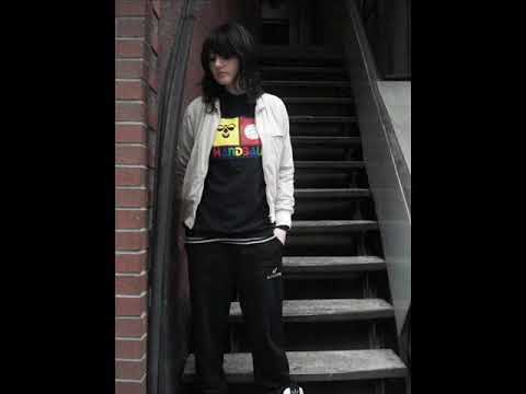 Video thumbnail for Kaybedenler Kulübü