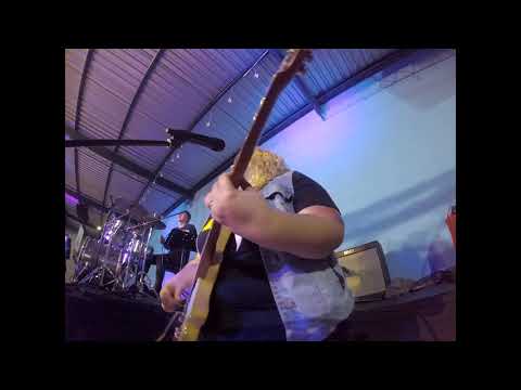 GuitarCam by Daniela Aldana Algo nuevo empezó- Cover Bani Muñoz (En Vivo)