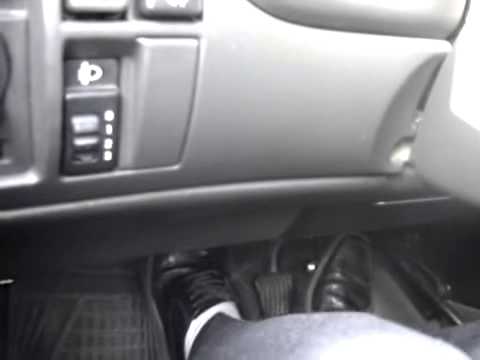 Școala Auto: Pedala și treptele de viteză