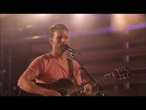 Draw Near ( w/ spontanoues) - Jeremy Riddle & Steffany Gretzinger