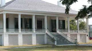 preview picture of video 'Beauvoir, Mississippi.  Jefferson Davis' Home and Presidential Library'