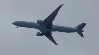 preview picture of video 'Air Canada Boeing 777-300ER landing at YUL Montreal'