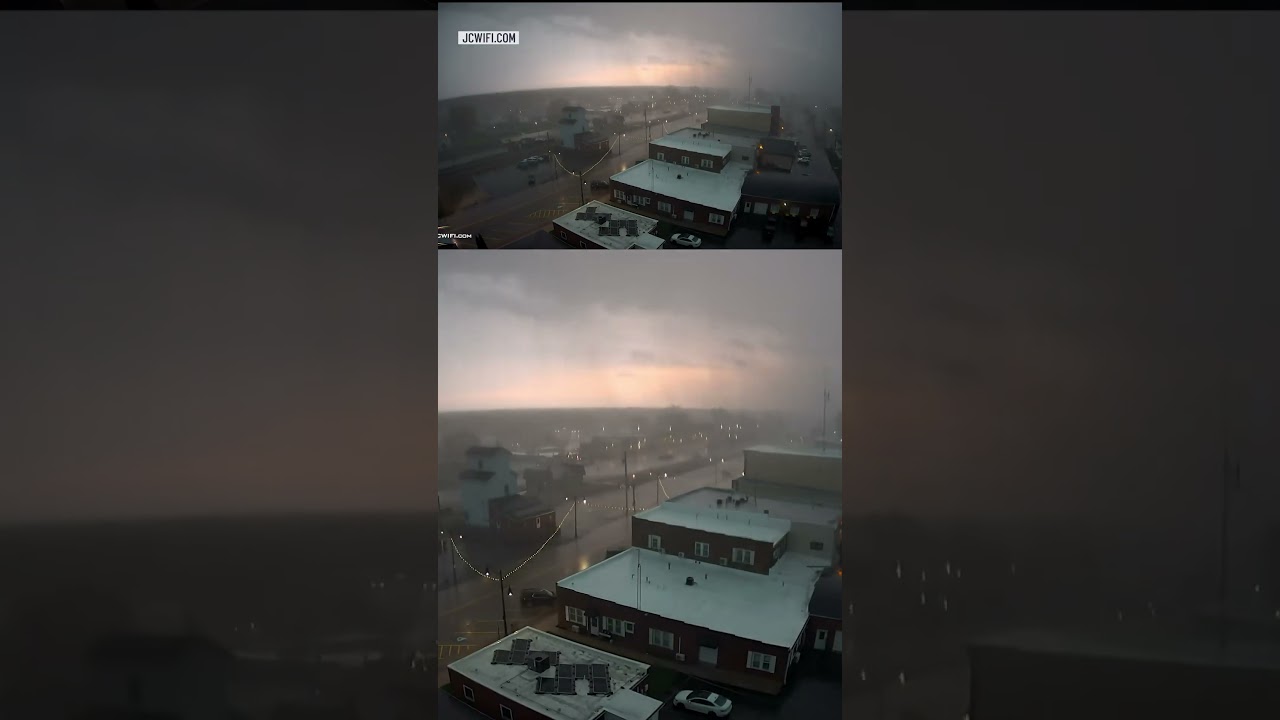 Timelapse captures VIOLENT storm tearing across Lena, Illinois