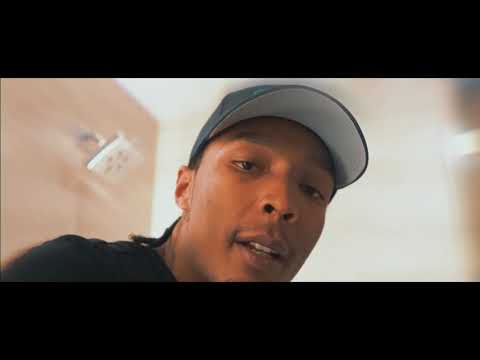 Bandgang Jizzle P - Get Busy  ( Official Video )