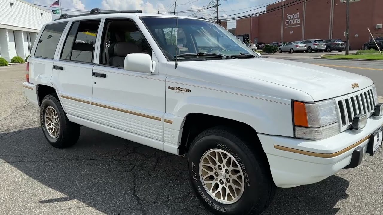 1995 Jeep Grand Cherokee Walk Around and POV Drive