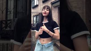 TikTok パンツ履いてる？