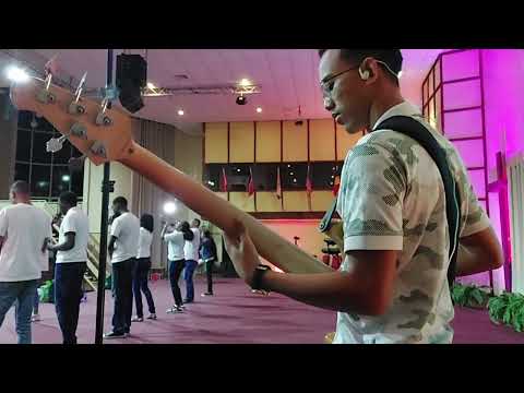 Yu Wawan De Waarti | Tabernacle