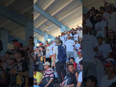 Conga de Sagua en el estadio de la Ciudad de Holguín.