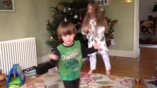 Kinsy and kassius dancing to blur lot 105
