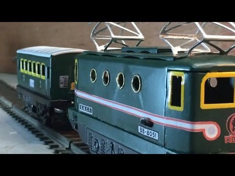 Vintage Model Train Restoration