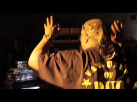 REGGAEBUS NIGHT #4  //  IRATION STEPPAS (6)