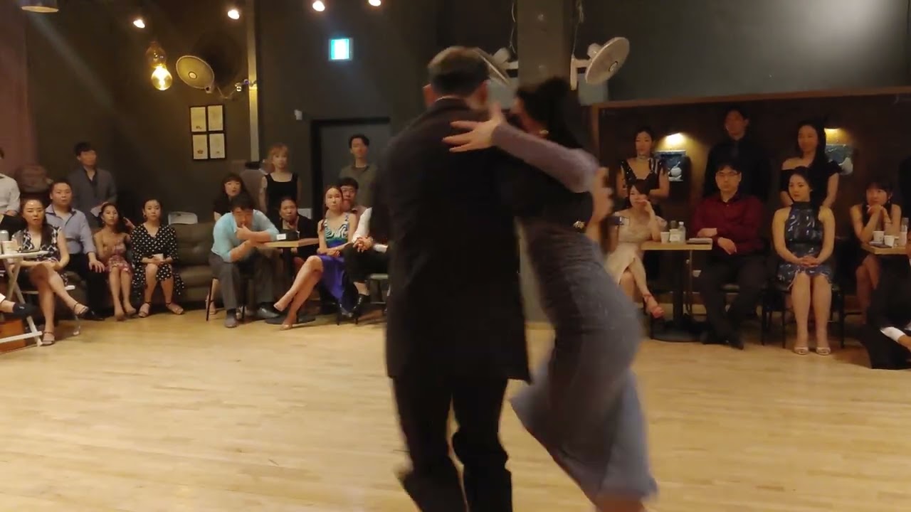 [Aníbal Troilo - Chique] Diego Ortega & Aldana Silveyra