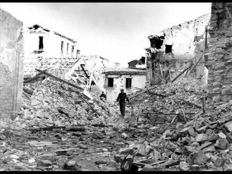 Hearts of Iron III Soundtrack- "End of an Empire" (Lose a lot of Fights)