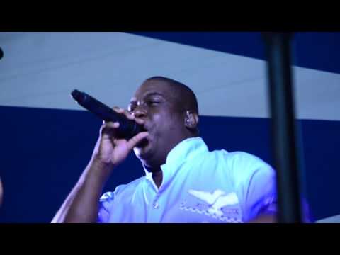 Portela 2017 - Arrancada no ensaio de comunidade