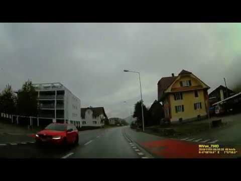 CH: Gemeinde Gettnau. Kanton Luzern. Ortsdurchfahrt. November 2019