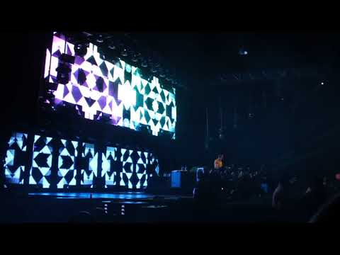 Avicii, Tiësto, Sebastian Ingrosso - Generations [Tiësto LIVE @ 2011]