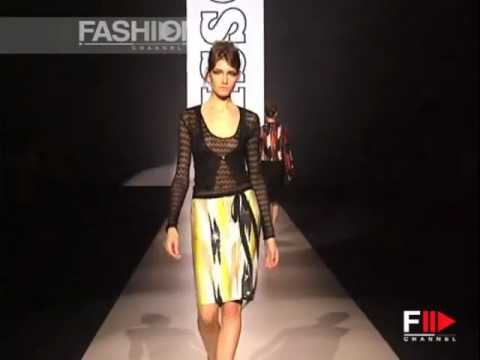 "Missoni" Spring Summer 2003 Milan 3 of 3 Pret a Porter Woman by FashionChannel