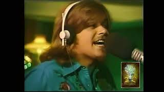 Chicago ~ &quot;Feelin&#39; Stronger Every Day&quot; LIVE in Studio 1973 Peter Cetera Terry Kath Robert Lamm