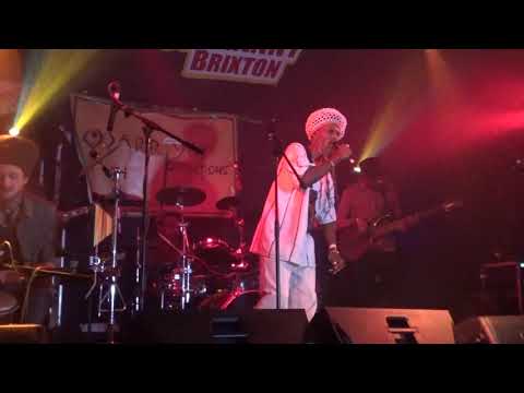 I Warriyah @ Hootananny 17Oct19 Pt 3