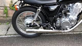 SR400 ペイトンプレイス　コンチマフラー