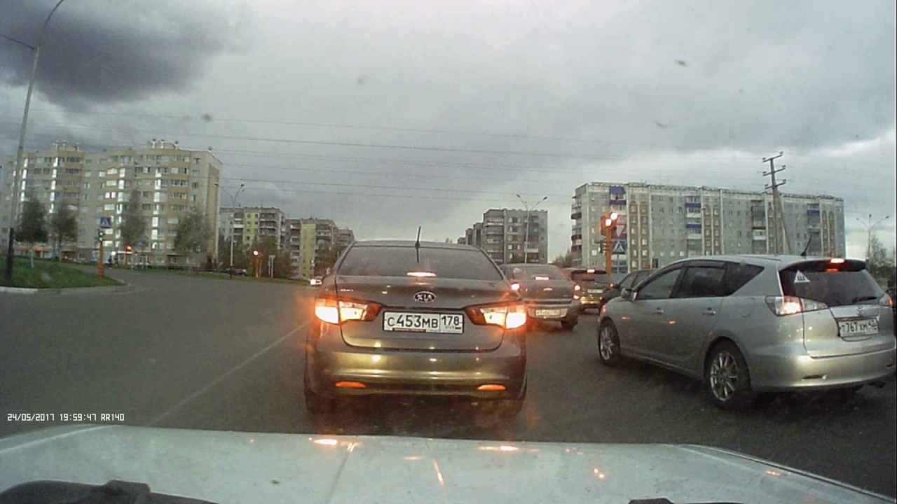 Автомобильный видеорегистратор Prestigio RoadRunner 140