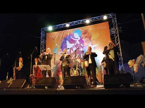 BIG CHRIS BARBER BAND