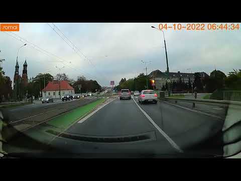 Wyprzedzanie na pasach - VOLVO z UA