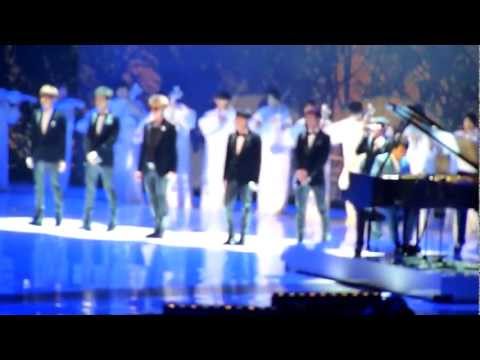 [HD FANCAM] 291111 Beast feat langlang and hyuna - moonlight sonata & fiction pt1 .Sora