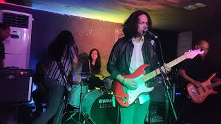 Mogwai/What Goes Around(Unreleased Song) - MilesExperience (A Stage for the Strange-Live at Mow's)