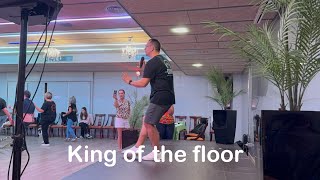 King of the floor - Fred Whitehouse
