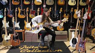 Video thumbnail for Rickenbacker 4001 Mapleglo from 1975 played at Guitare Collection Paris ! by Guitare Collection
