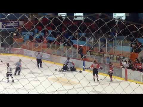 Fight/Bagarre Ryan Sullivan vs Christophe Losier 19 janvier 2018