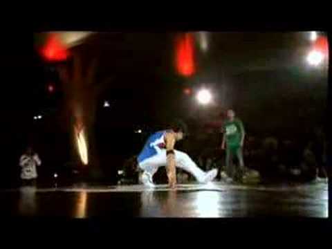Ronnie vs. Bootuz - Red Bull BC One 2006 - High Quality