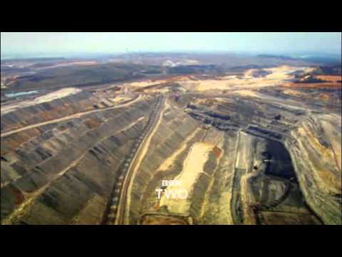 Thumbnail of the video: BBC Two - Simon Reeve Australia