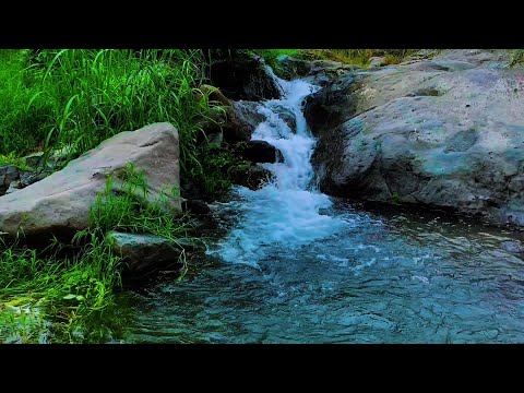 8 Hours: Meditative Sounds of a Flowing Mountain River in Winter 4K UHD - White Noise for Sleeping